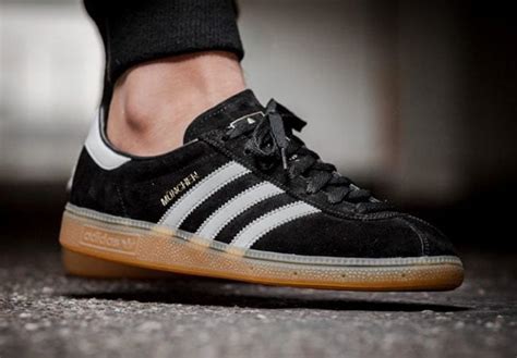 adidas münchen zwart